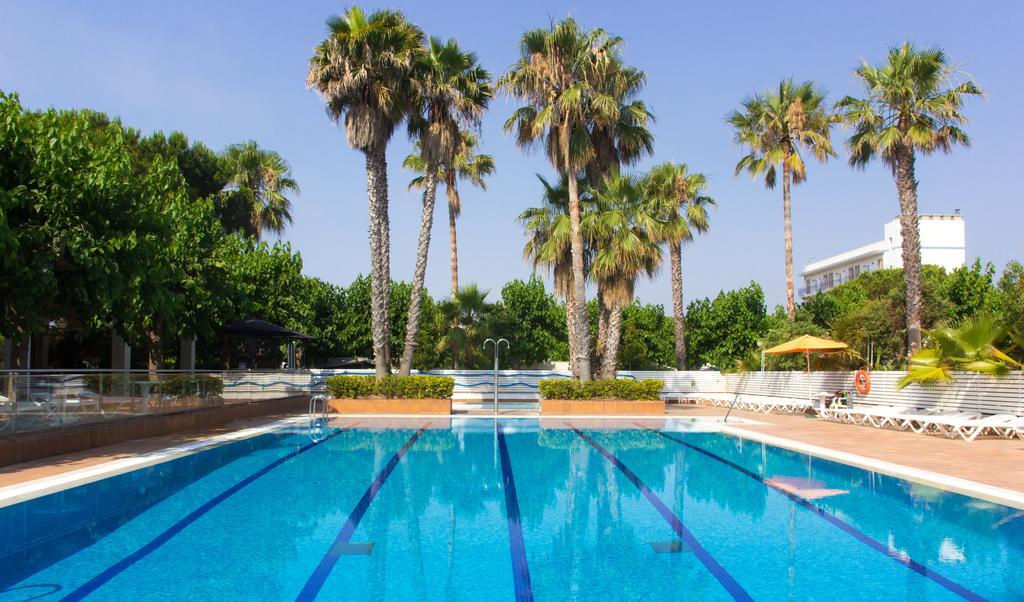 Camping Bellsol Pineda de Mar Bagian luar foto
