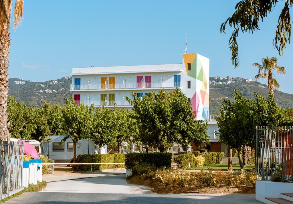 Camping Bellsol Pineda de Mar Bagian luar foto