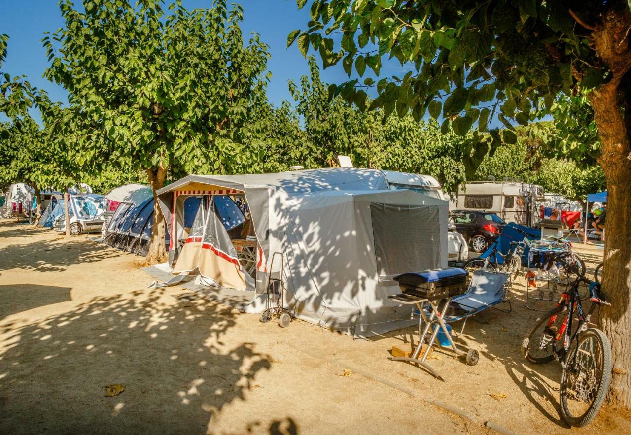 Camping Bellsol Pineda de Mar Bagian luar foto